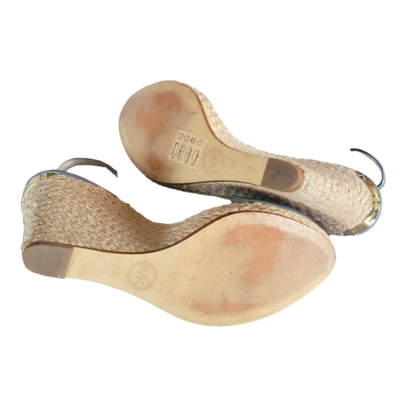 Michael Kors Women's Keegan Sling Back Patent Leather 4" Wedge Sandals 8M - Picture 3 of 10